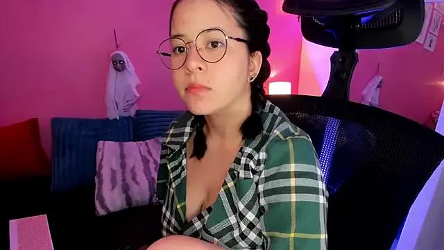 Freechat agnes_213 on StripChat