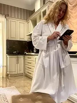Amazoniiaa on StripChat 