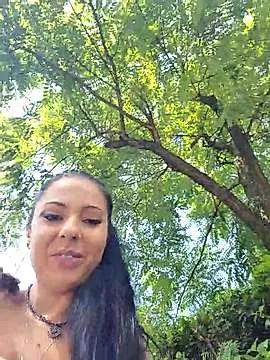 ArianaTurner on StripChat 