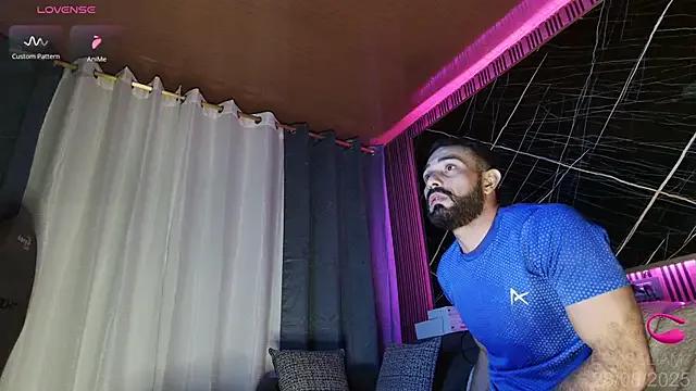 Freechat BEN_BLAZE on StripChat