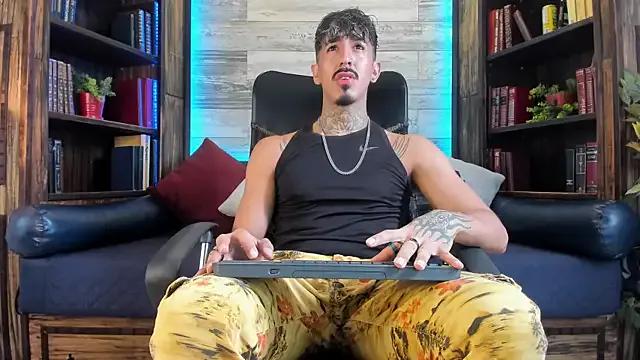 Freechat Donovan_Desmond on StripChat