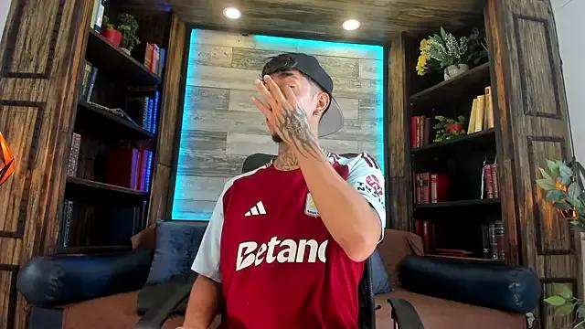 Freechat Donovan_Desmond on StripChat