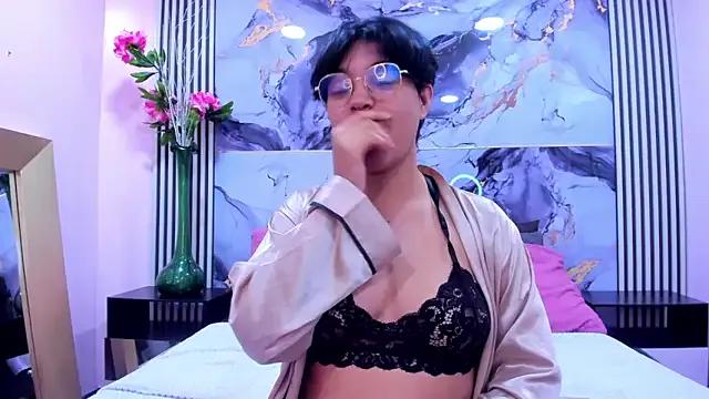 Emmaa_Lex on StripChat 