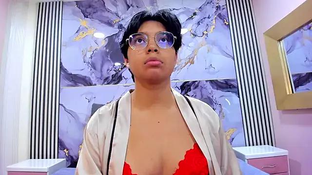 Emmaa_Lex on StripChat 