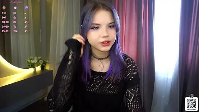 EvelyynLopez on StripChat 