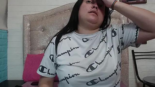 KataleyaStiward on StripChat 