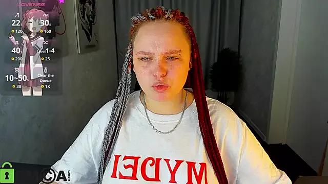 Looly_Rise on StripChat 