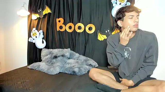 Freechat maicol_cum23 on StripChat