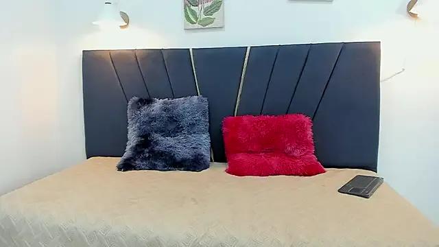 Freechat maicol_cum23 on StripChat