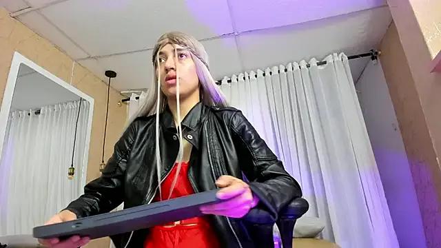 Freechat michaelmistress on StripChat