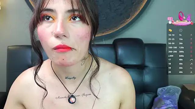 miss_sharlotte18 on StripChat 