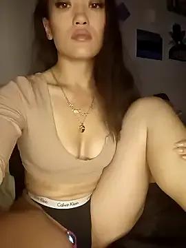 MissMia19 on StripChat