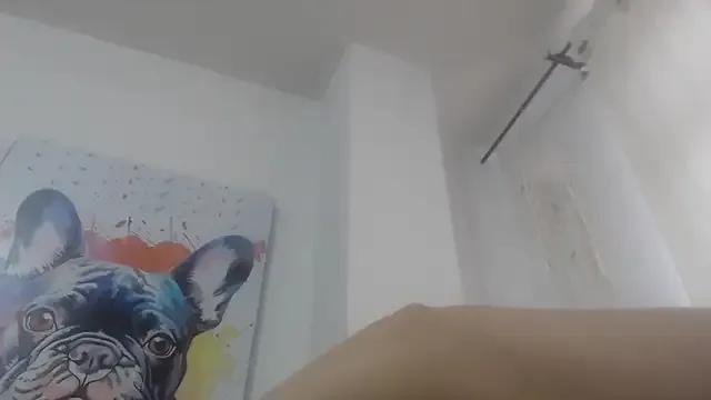 Freechat naughthyany16 on StripChat