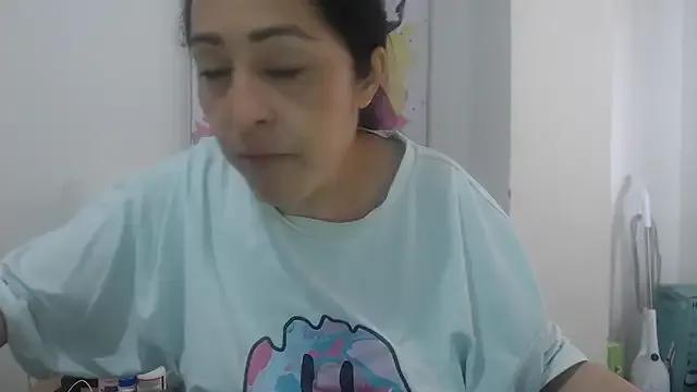 Freechat naughthyany16 on StripChat