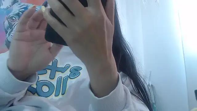 Freechat naughthyany16 on StripChat