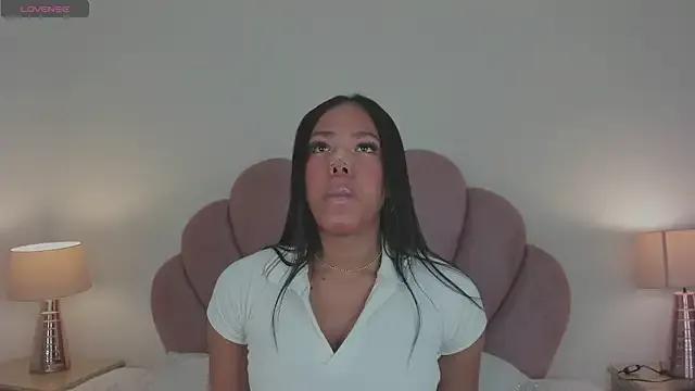 Freechat Nicole_Paradise on StripChat