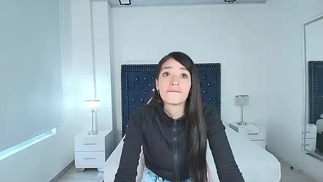 Nina_polett on StripChat 
