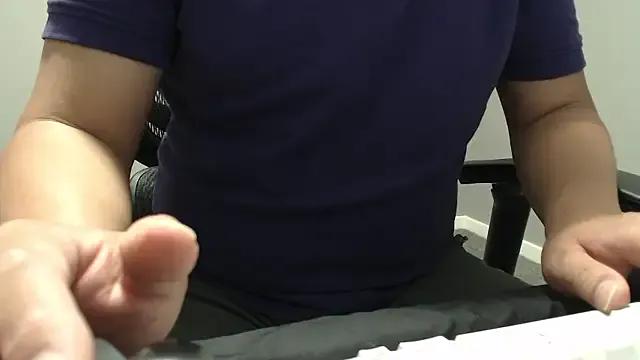 OfficeBoy_M on StripChat 
