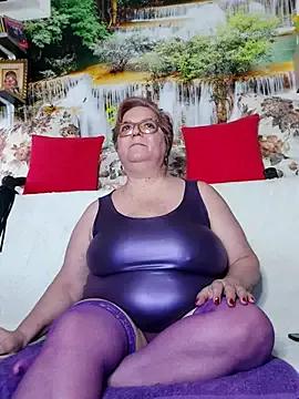 Freechat QueenPammy1 on StripChat
