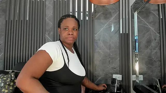 Freechat SaraiEvans on StripChat