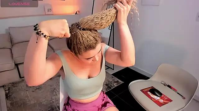 Sasha_belova on StripChat 