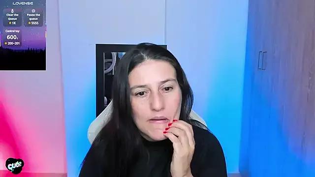 Saskyaa on StripChat 