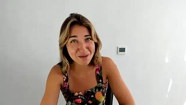 Summmmersky on StripChat 